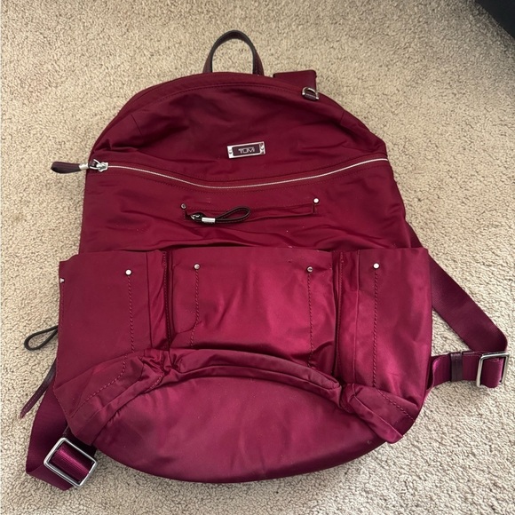 Tumi- Burgundy Red Voyageur Calais Nylon Computer Commuter Backpack - Picture 3 of 6